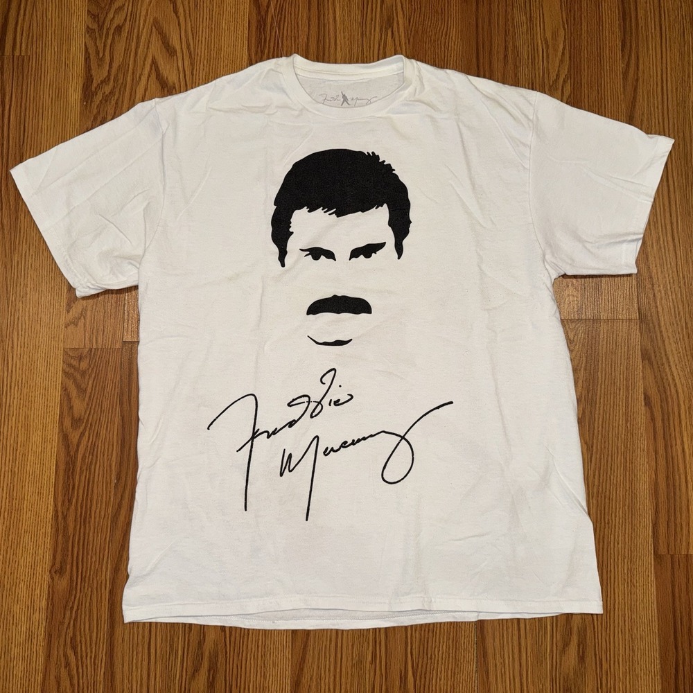 Freddie Mercury face signature queen live aid Large tee shirt